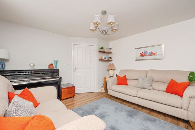 52, Rosebay Drive, WEYMOUTH photo 4