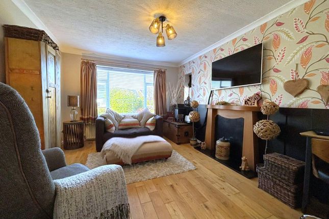 19, Dianne Road, Thornton-Cleveleys photo 3