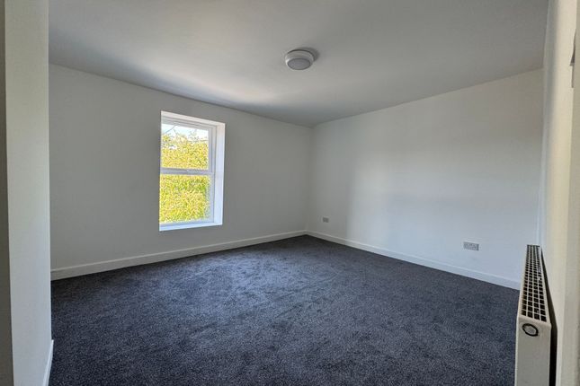 5 Cocker Street, Darwen photo 5