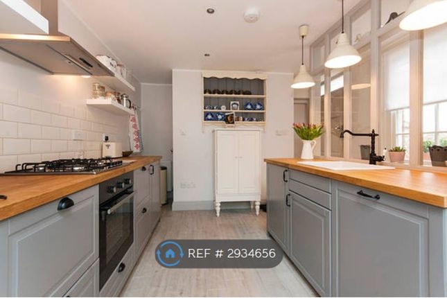 Coppetts Road, Muswell Hill, London photo 4