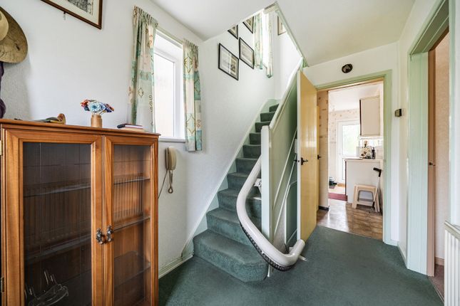 76, Cedar Road, Oxfordshire photo 3