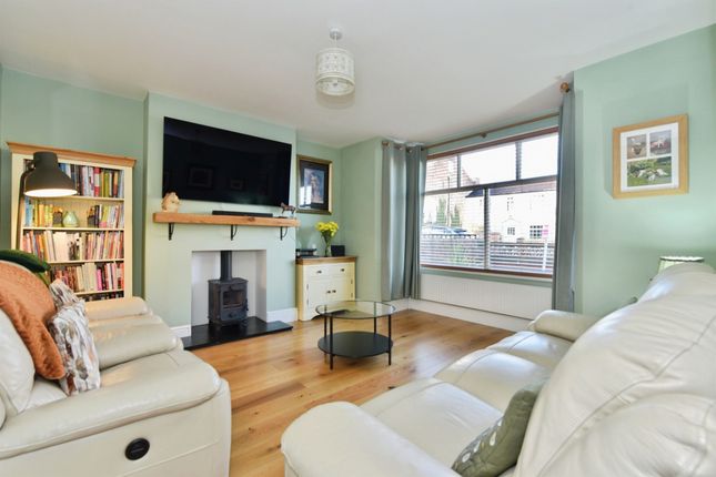 3-bed terraced on 47, St. Johns Road, CHESTERFIELD, £220,000