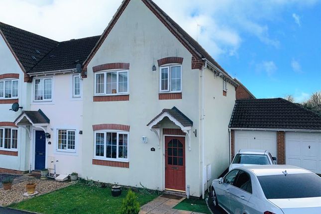 End terrace house to rent in Showell Park, Staplegrove, Taunton