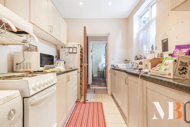 4, Kingsland Avenue, Coventry photo 3