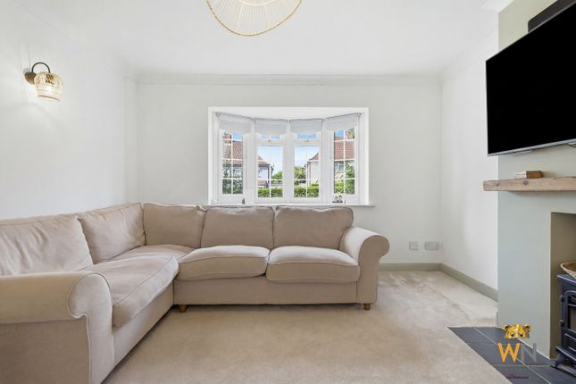 12, Beech Avenue, Brentwood photo 4