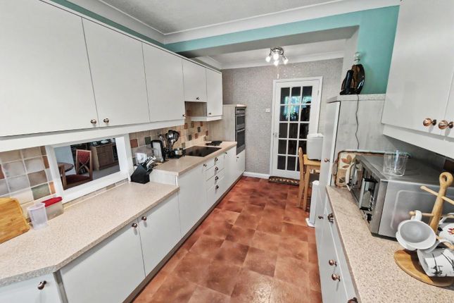 199, Norton Leys, Rugby photo 3