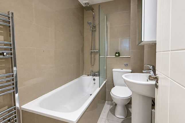 Bushberry Court, Enfield photo 5