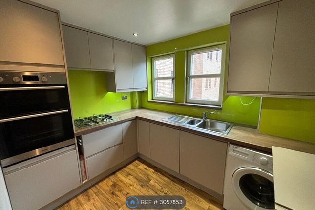 F, Oakshaw Street East, Paisley photo 3