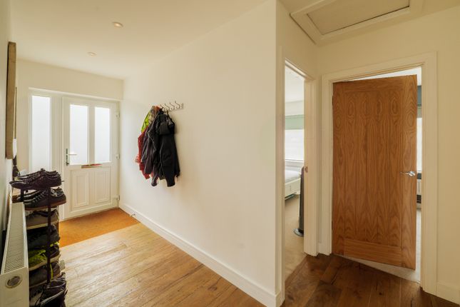2 Hillside, Barnham Broom, Norfolk photo 4