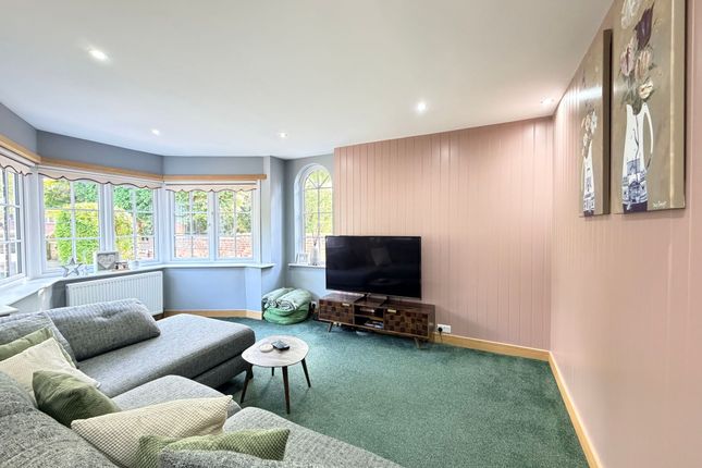 19 Station Road, Scarborough photo 3