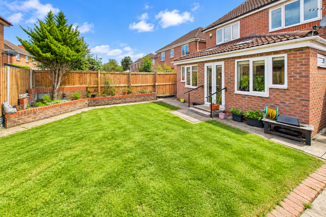 2, Claytongate Drive, Preston photo 2