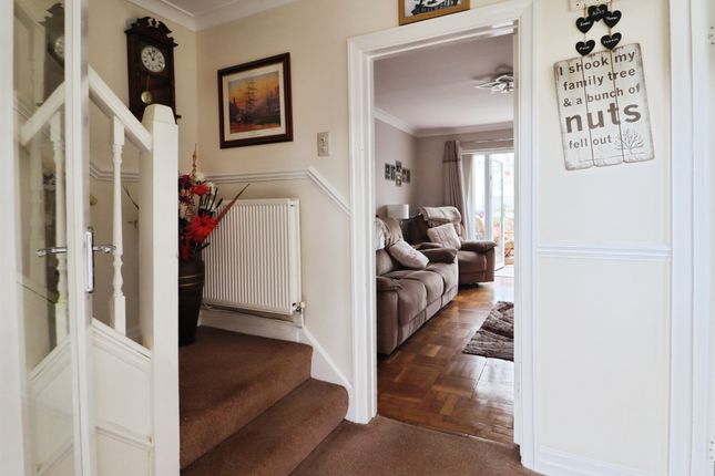 20, Axbridge Crescent, Cardiff photo 3