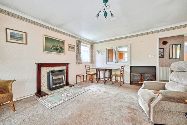4, Butler Close, Saffron Walden photo 4