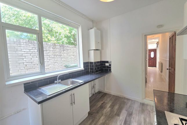 79, Agincourt Road, Portsmouth photo 5