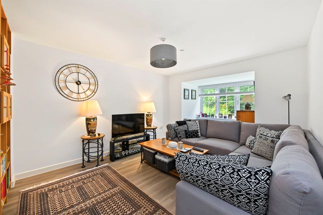 17, Heron Mews, Hemel Hempstead photo 2