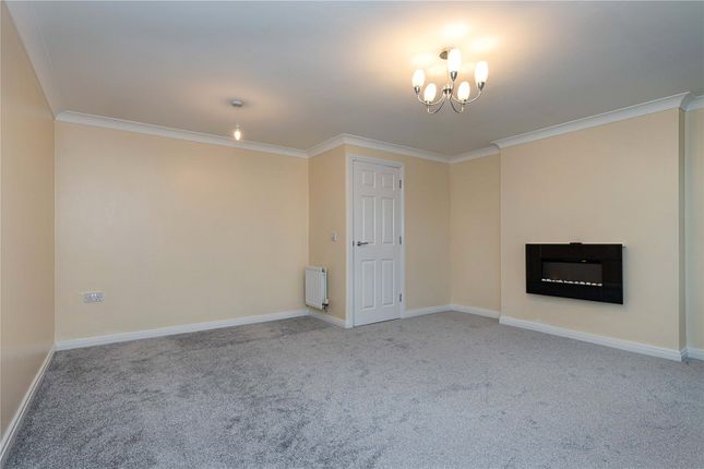 Town house for sale in Moss Chase, Macclesfield, Cheshire
