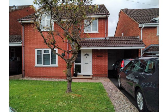Thumbnail Detached house for sale in Celandine Close, Kingswinford