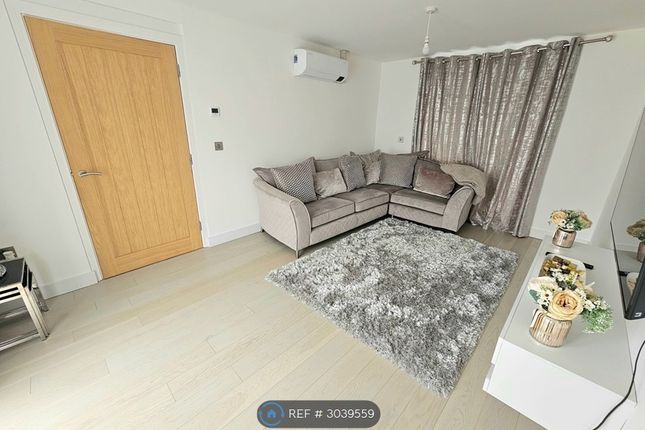 Rolls Court, Alwalton, Peterborough photo 3