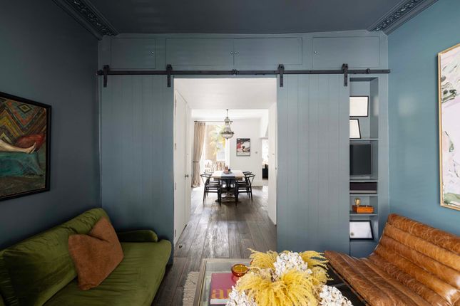 Flat A, Faraday Road, London photo 4