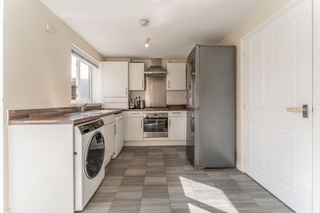 7 Marsh Street North, Dartford, Kent photo 3