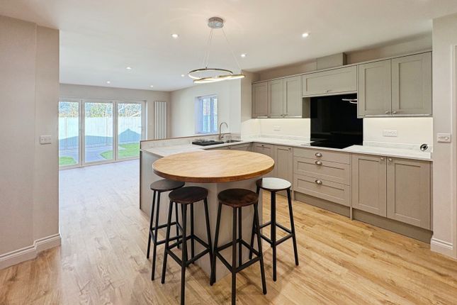 Conway Drive, North Hykeham photo 4