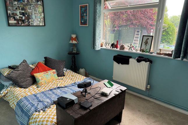 27 Meadow Close, Rottingdean, Brighton photo 4