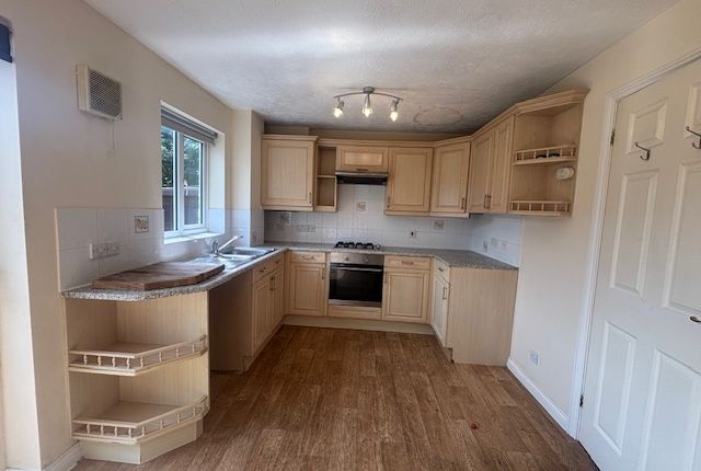 49, Woodsage Way, CALNE photo 3