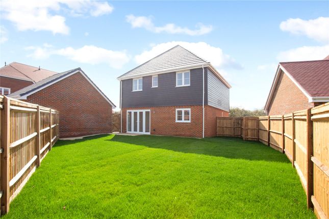 12, Morgan Way, Tonbridge photo 4