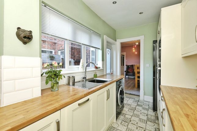 17, Harrington Street, Worksop photo 4