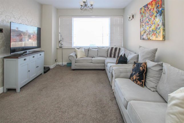 19, Tern Way, Brentwood photo 2