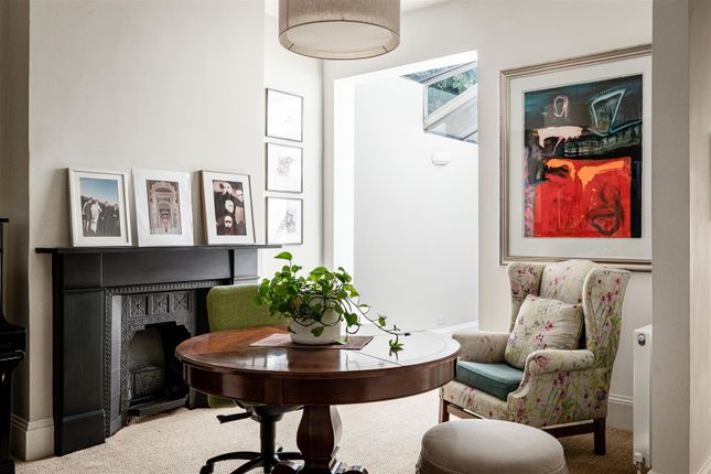 129, Percy Road, London photo 4