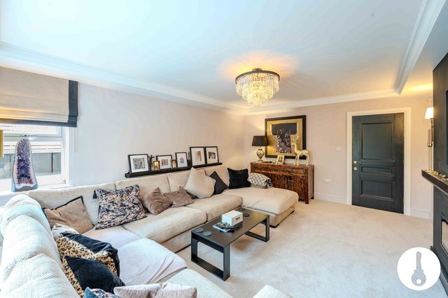 2, Victoria Place, Farnworth photo 2