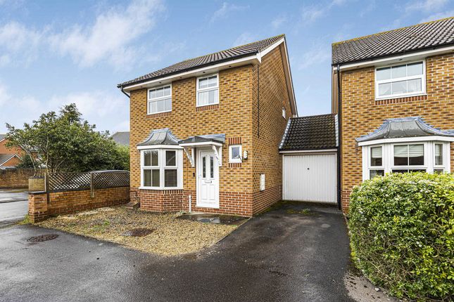Link-detached house for sale in Usk Way, Didcot