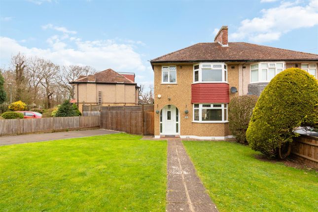 3-bed house on 19, Northernhay Walk, Morden, £625,000