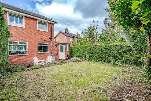 216a The Green, Chorley photo 4