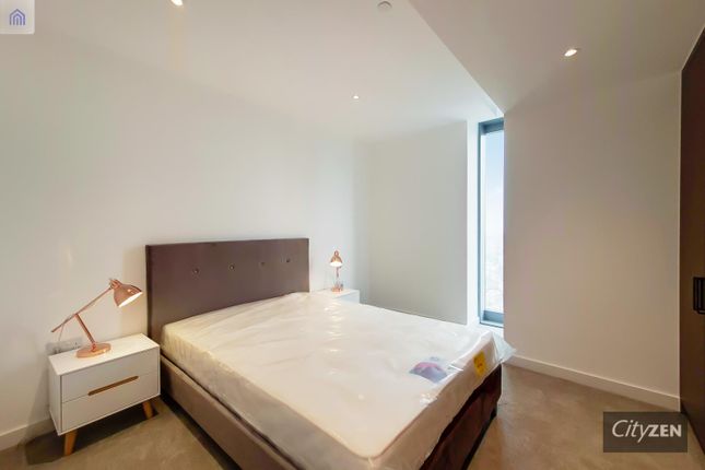 Landmark Pinnacle 10 Marsh Wall, London photo 3