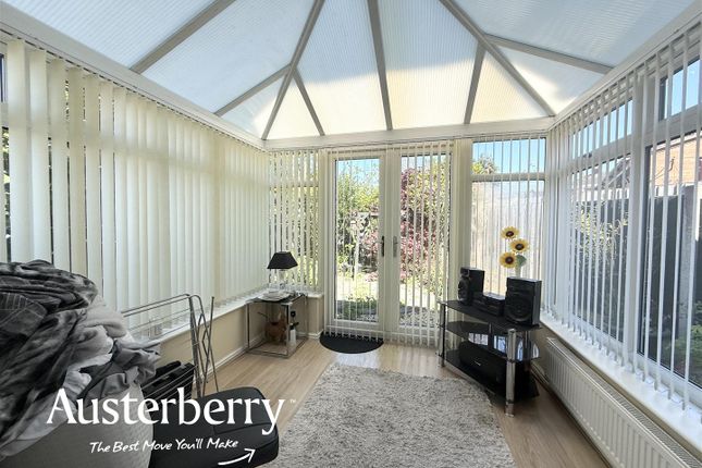 7, Yaxley Place, Stoke-On-Trent photo 4