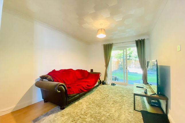 18, Clittaford View, Plymouth photo 2