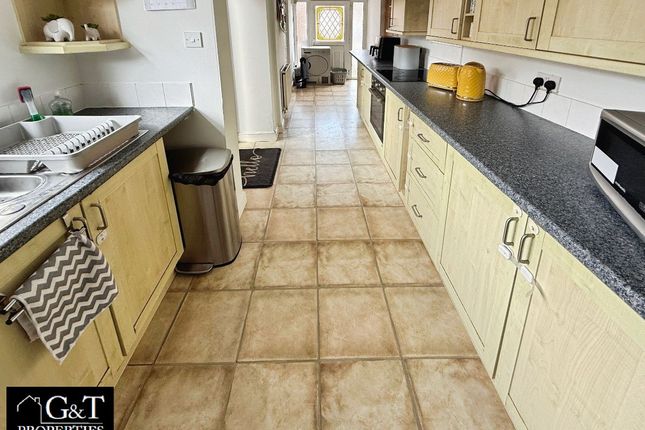 36 Marley Road, Kingswinford photo 4