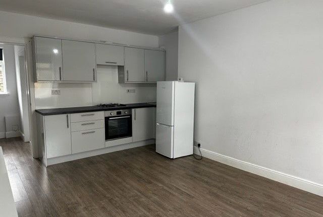 101 Wood Street, Galashiels photo 2
