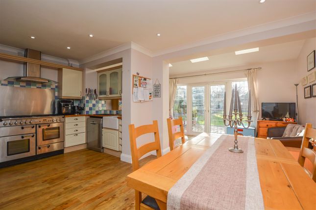 66, Oliver Road, Brentwood photo 4