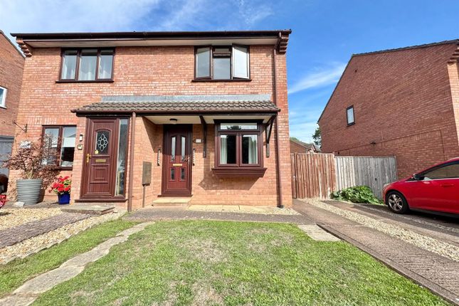 2-bed semi-detached on Walnut Drive, Tiverton, £195,000