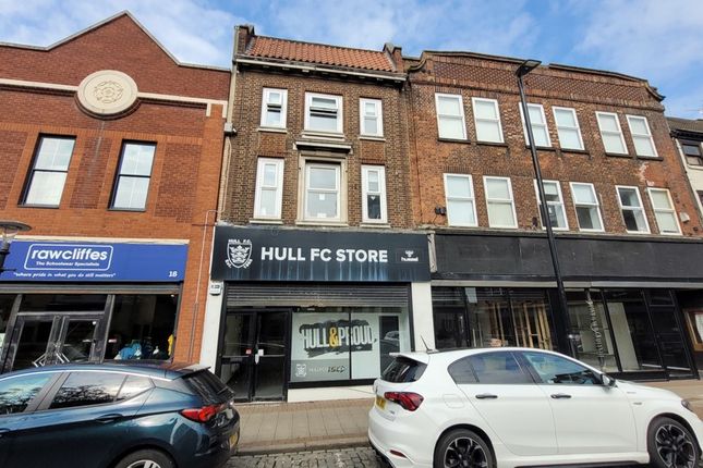 Retail premises to let in 15 Savile Street, Hull