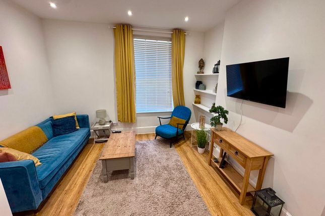 Flat 1, 30 Museum Street, Ipswich photo 4
