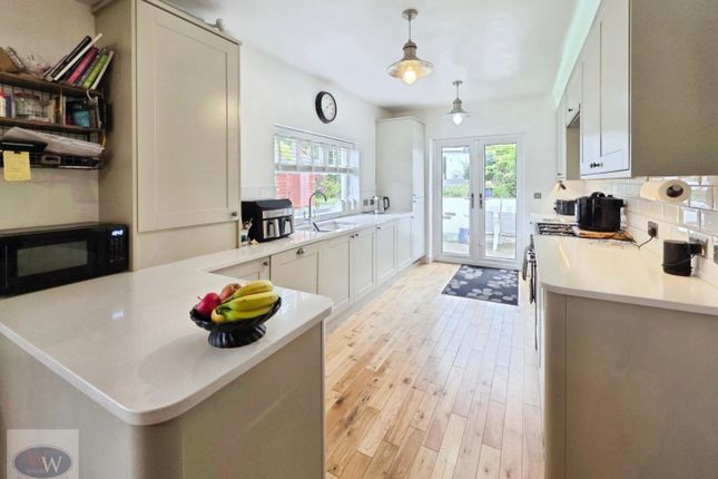 45, Oakfield Drive, Shipley photo 3