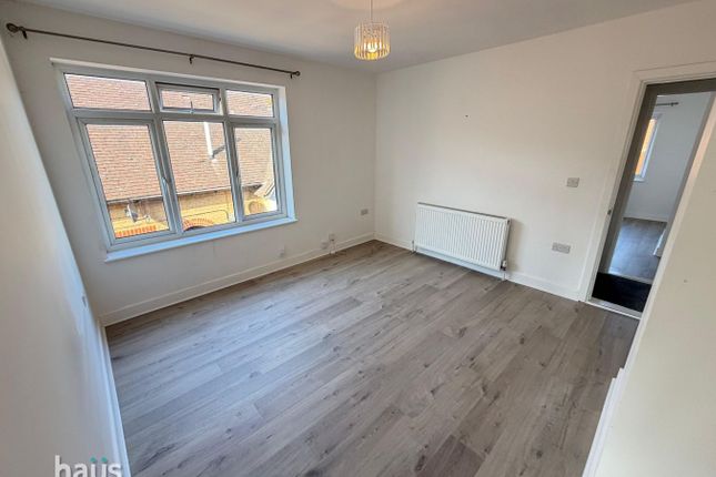 2a, Orchard Street, Gillingham photo 3