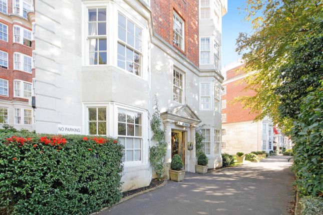 Flat for sale in Prince's House, Kensington Park Road