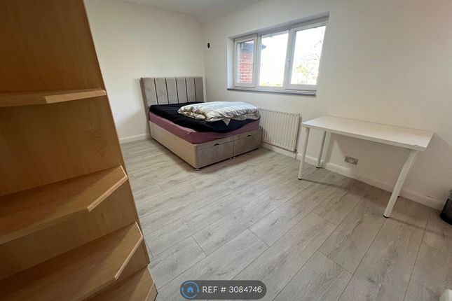 Elmdon Road, Hounslow photo 2