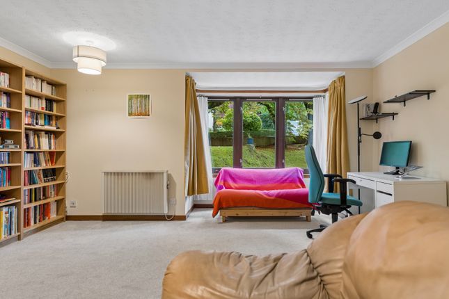 33, Turnberry Road, Flat 1/2, Hyndland photo 3