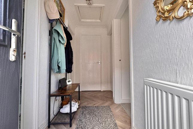 15B, Vicarage Road, Wednesbury photo 2